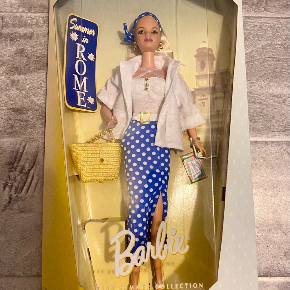 Vintage Collector's edition Barbie 1990 summer city season